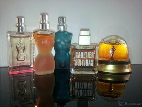 Rozprodej sbírky miniparfémů a velkých parfémů