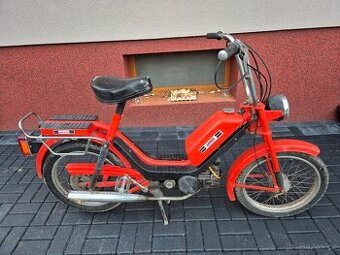 Babetta 210 s kartičkou, červená 14.