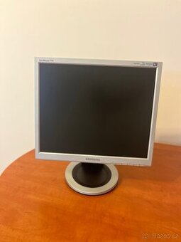 Monitor SAMSUNG - 1