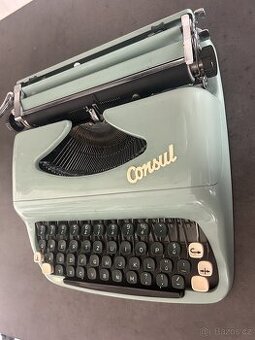 Psací stroj Consul v kufříku