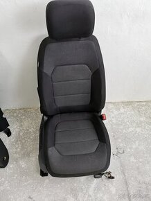 Sedačky Volkswagen Passat B7 Variant kombi