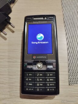 SONY Ericsson K800i - 1