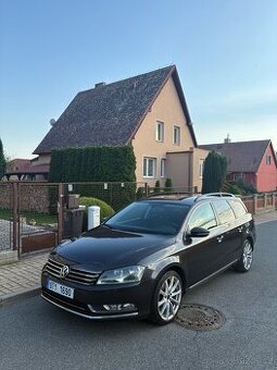 VW Passat B7 1.6 tdi 77 kw nová stk park.senzory