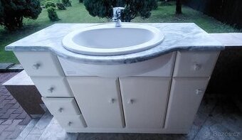 PRODÁM KOUPELNOVOU SŘÍŇKU S MRAMOROVOU DESKOU A UMYVADLEM