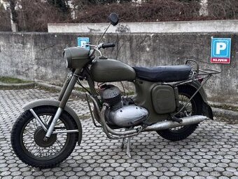Jawa 360 350 ccm³ vojensky armadny