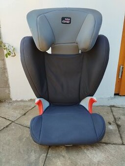 Prodám dětskou autosedačku Britax Römer Kid II (15–36 kg)