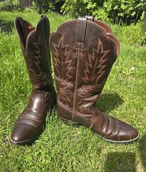 Westernové boty zn. Ariat