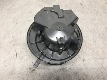 VW GOLF 5 2003-2008 - VENTILÁTOR TOPENÍ 1K1 819 015