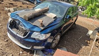 Škoda superb 2 2.0 tdi havarovaný