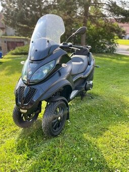 piaggio mp3 500
