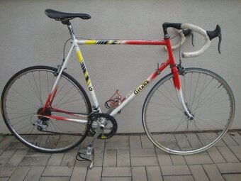 Staré silniční kolo Gitane - Shimano 105 / 600