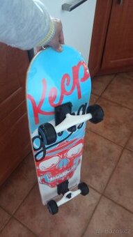 Skateboard