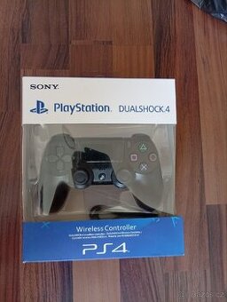Ovladače na PS4