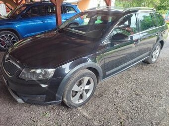 ŠKODA OCTAVIA COMBI SCOUT 2.0 TDI 135 KW DSG