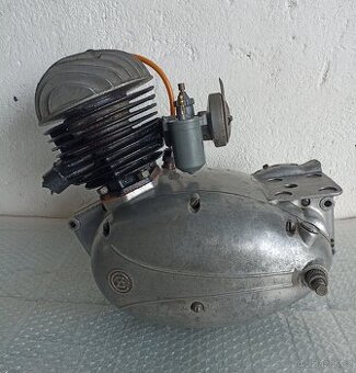 Motor čz 125t