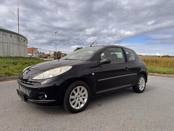 Peugeot 206+ 1.4i, 125xxx km, nová STK, bez koroze
