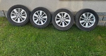 Volkswagen Golf 15" Originální alu kola