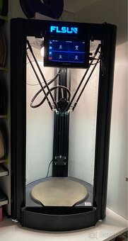 3D tiskarna FLSUN V400
