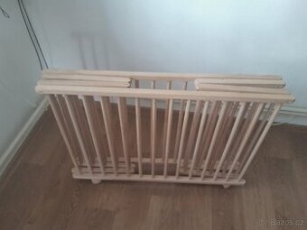 Ohrádka, přebalovací pult