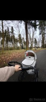 Kočárek camarelo Ollio