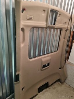 Stropnice BMW E92 se šíbrem + středový tunel