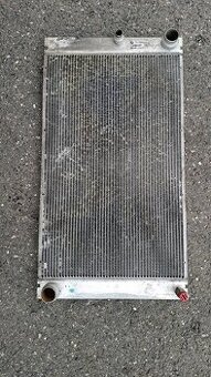 BMW E60/61 vodní chladič