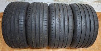 Letní dvourozměrné pneu 235/40/18 + 265/35/18 Fulda