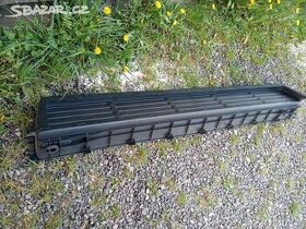 PRODÁM NOVÝ ZADNÍ PLAST PŘES NÁRAZNÍK MB SPRINTER DODÁVKA