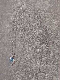 Dámský náhrdelník s přívěskem bílé zlato 375 9k