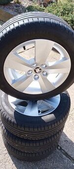 Alu Škoda včetně letních pneumatik Dunlop