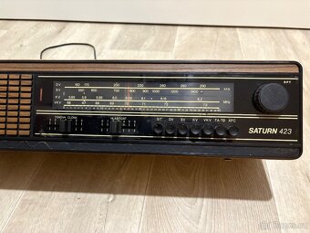 PRODÁM RETRO RADIO SATURN 423-,ORIGINÁLNÍ  STAV