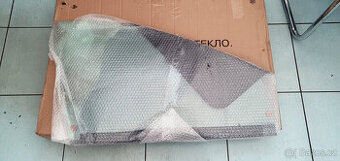 Sklo dveří přední pravé LADA VESTA