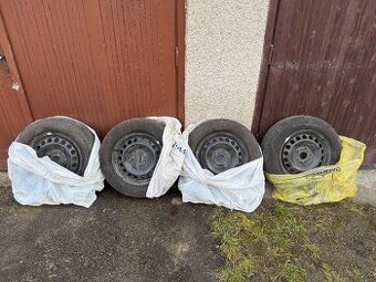 5x112 r15 plechové disky s letními pneu Nexen