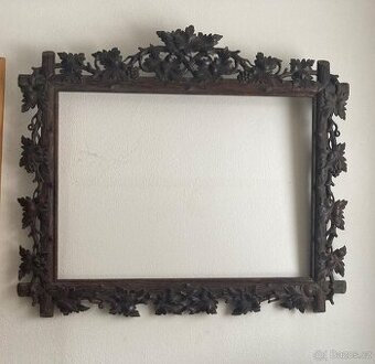 Dřevěný rám  na zrcadlo