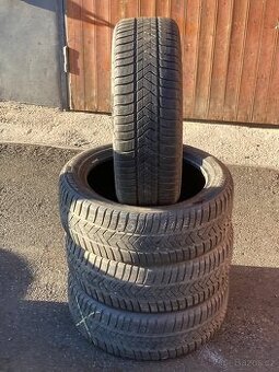 4x Pirelli 215/50r18 zimní  6mm