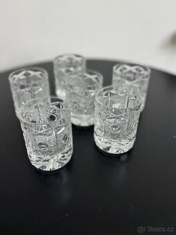 Starožitná sada křišťálového broušeného skla