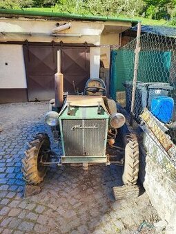 Traktor