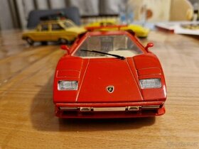 Lamborghini Countach 1988, červená, Burago