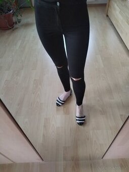 Černé skinny džíny