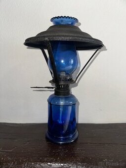 Krásná petrolejová lampa