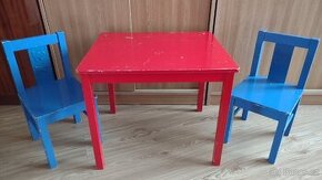 IKEA dětský stůl a dvě židle