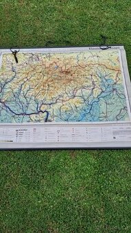 14starych školních map