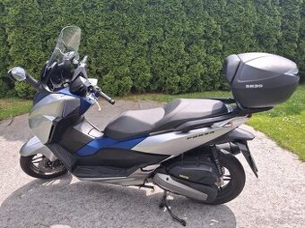 HONDA FORZA 125