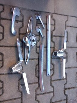 Gaz 21 Volha chromy karoserie