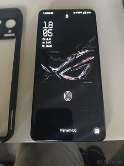 Podej tel Asus ROG 8 PRO
