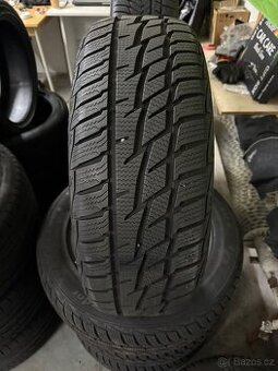 215/60R17 zimní