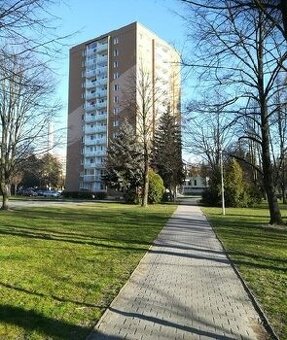 Pronájem bytu 3+1 s lodžií, Kmochova, Šumperk