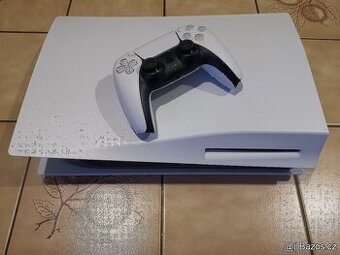 Playstation 4 v záruce s mechanikou
