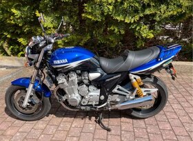 YAMAHA XJR 1300 RP06
