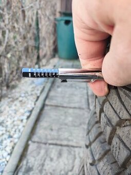 4x zimní a 2x letní pneu 175/60 r16